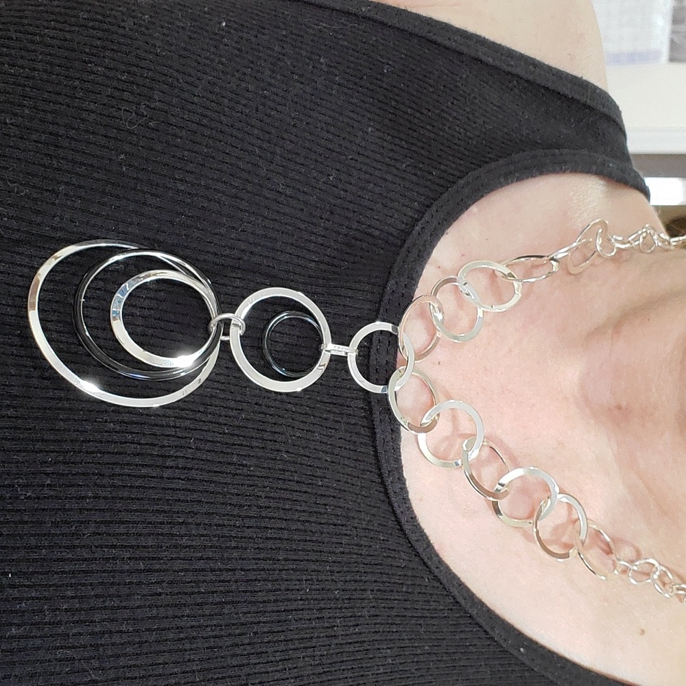 LONG ROUND NECKLACE